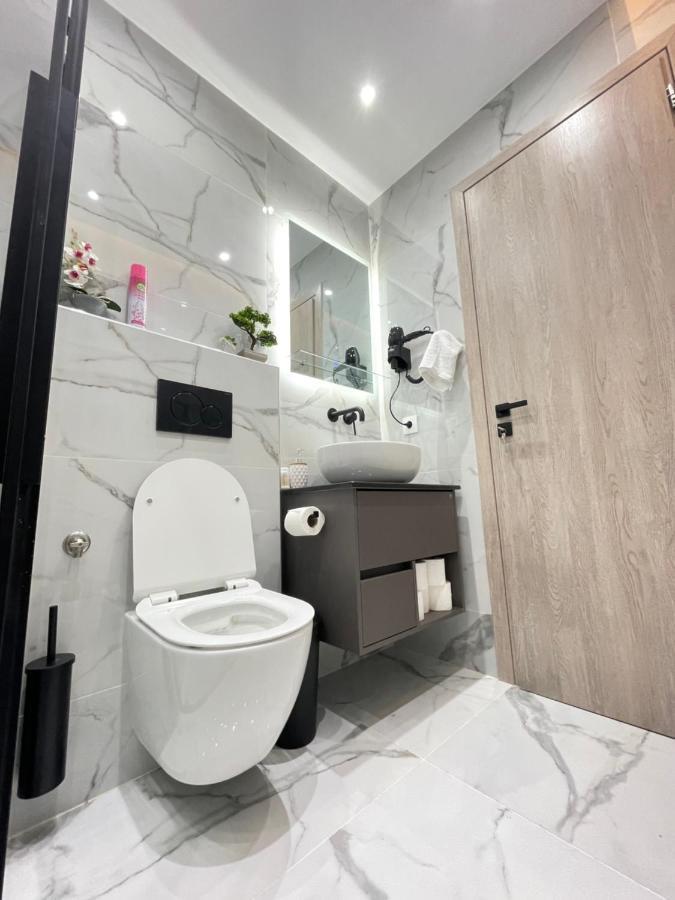 Apollo 2 Bd Jacuzzi Suite Atenas Exterior foto
