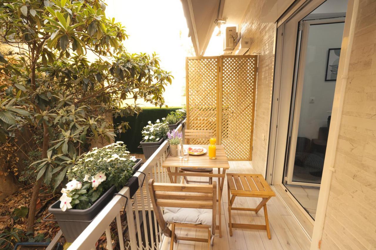 Apollo 2 Bd Jacuzzi Suite Atenas Exterior foto